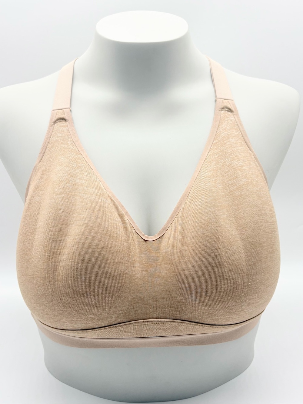 Victoria Secret’s Sports Padded Sports Bra Keyhole Back Nude Size 32DDD